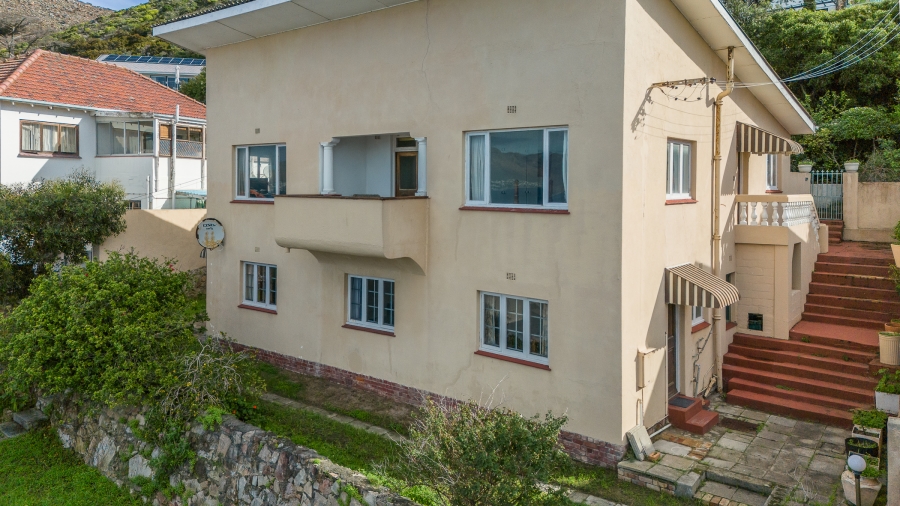4 Bedroom Property for Sale in St James Western Cape